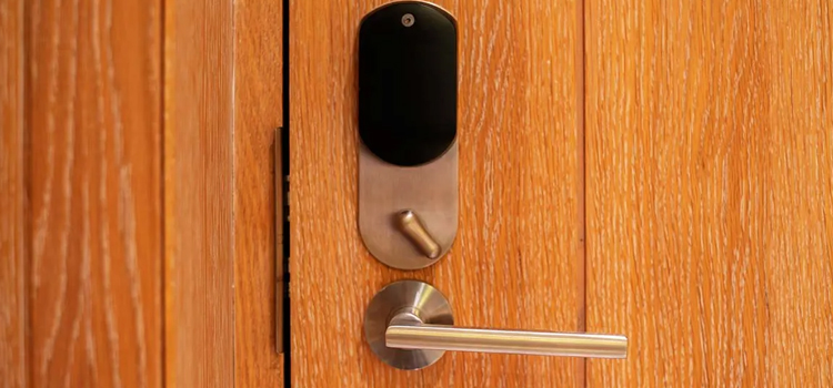 Automatic Locking Door Knob El Centro