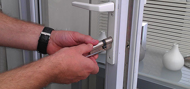 Commercial Door Lock Repair in El Centro